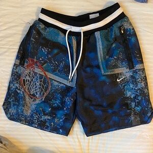 Nike Dri Fit DNA Basketball Shorts Loose Fit